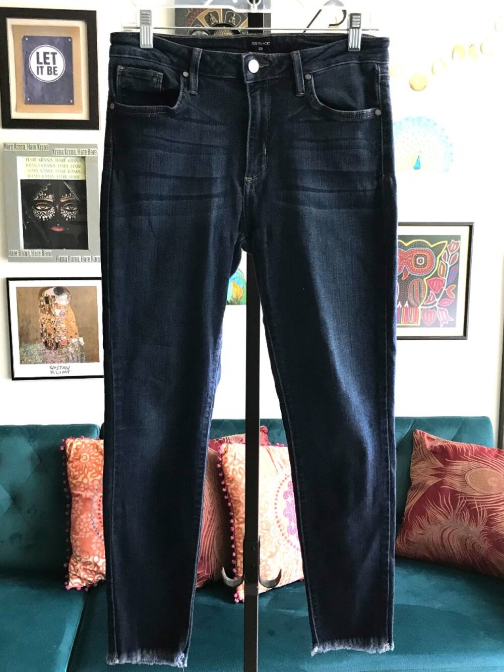 JUST BLACK size 29 Dark Wash Stretch Denim Mid Rise Skinny Cropped Jeans